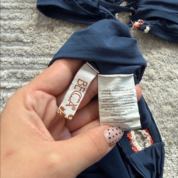 NWOT BECCA Rebecca Virtue Medina Cold-Shoulder Split-tab Bikini Swimsuit‎ Small - Picture 8 of 9